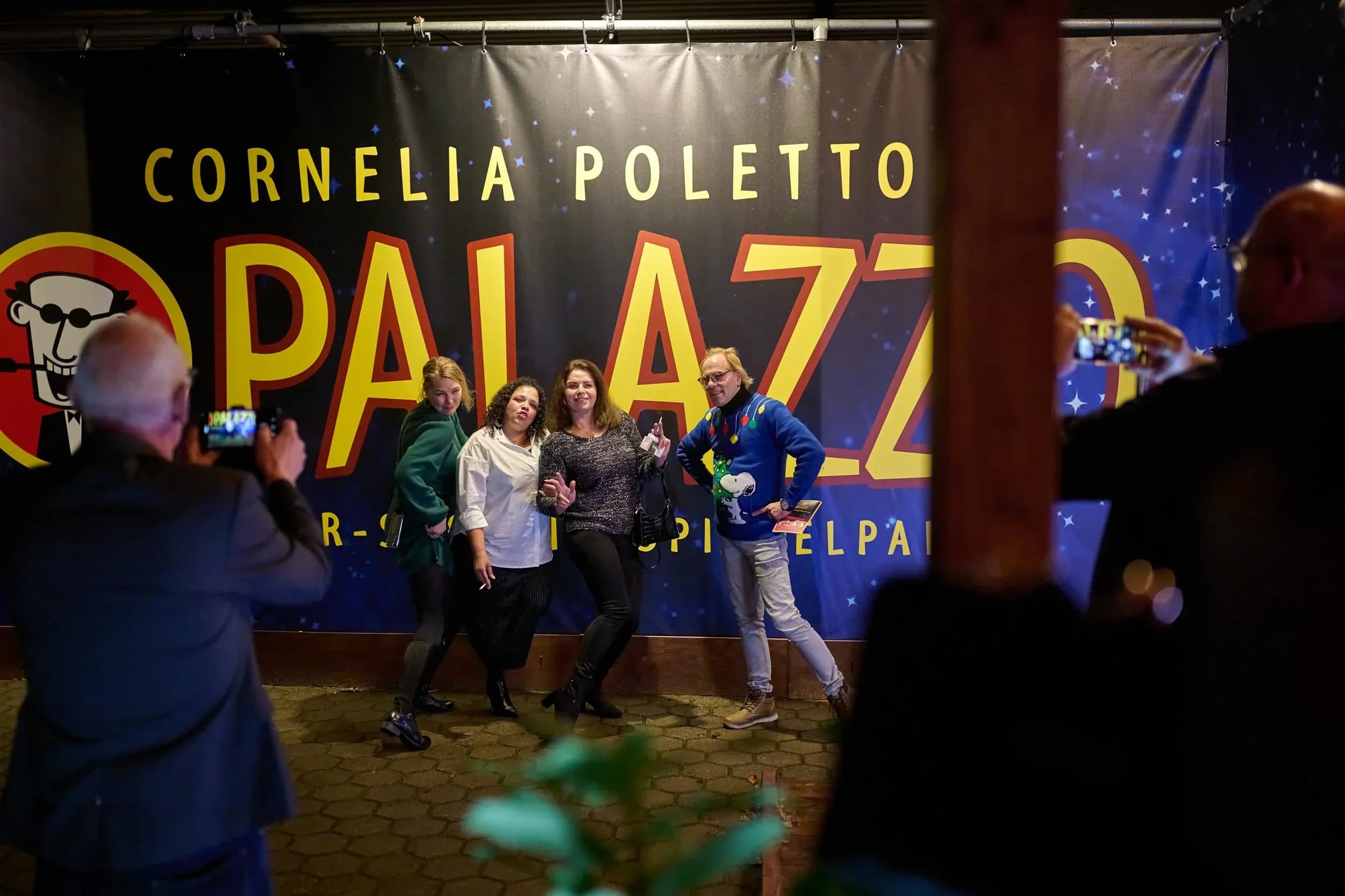 Unsere Weihnachtsfeier 2024 im Palazzo von Cornelia Poletto – Foto 8